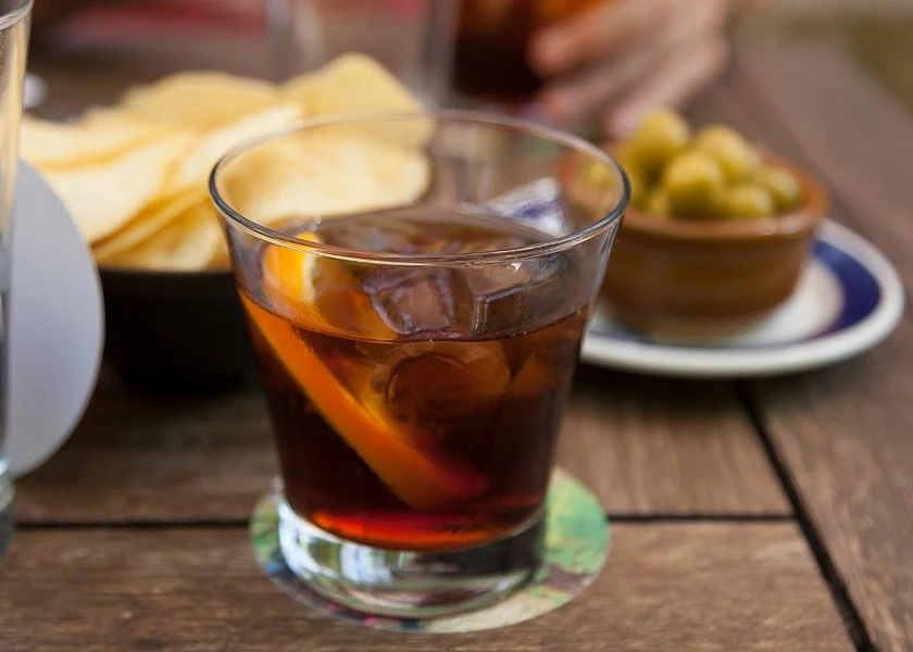 Vermouths y aperitivos